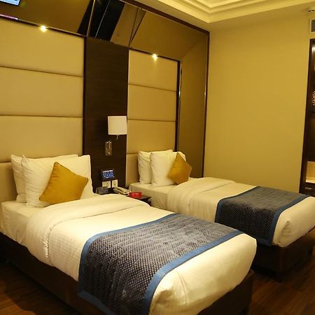 Oyo Premium Panchkula Sector 5 Hotel Exterior foto